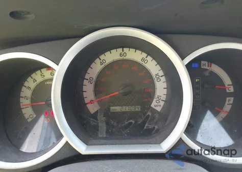 2013 Toyota Tacoma Base V6 z USA, uszkodzony, nr VIN 3TMLU4EN9DM106589